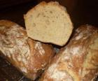 Το ψωμί είναι βασικό είδος διατροφής που αποτελεί μέρος της παραδοσιακής δίαιτας στην Ευρώπη, τη Μέση Ανατολή, την Ινδία και την Αμερική.